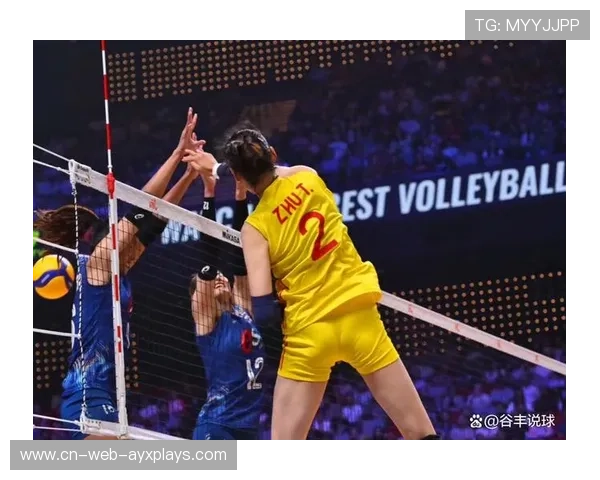 保加利亚女排四号位打手出界得手